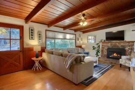 Blue Door Cottage 12 Miles To Yosemite Bbq Oakhurst Ngoại thất bức ảnh